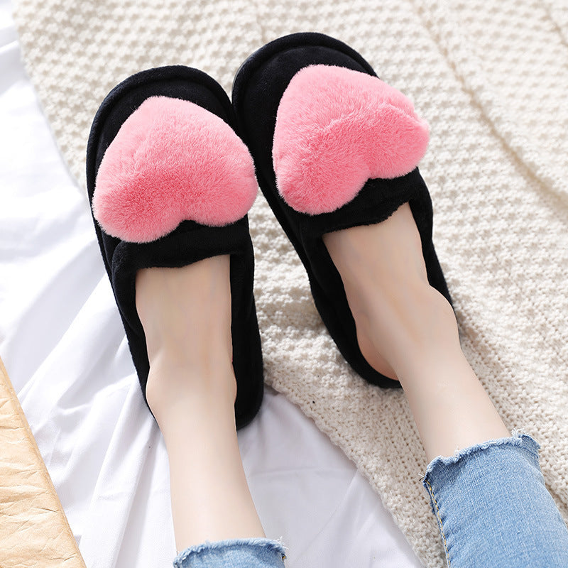 Kuschelige Hausschuhe mit Herzmotiv – Warme Winter-Slipper für Valentinstag