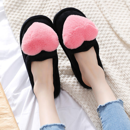 Kuschelige Hausschuhe mit Herzmotiv – Warme Winter-Slipper für Valentinstag