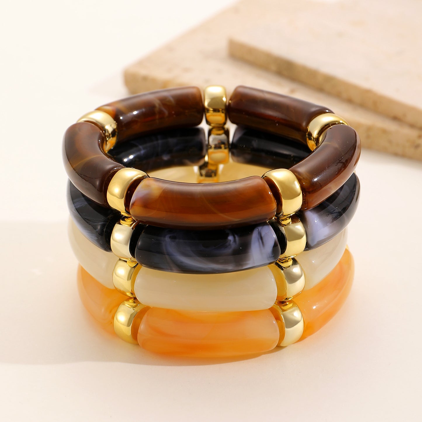 Harz-Armband mit Bambus-Design