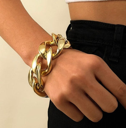 Trendiges Chunky Chain Armband im Boho-Punk-Look