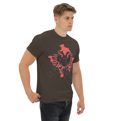 Freiheit in jedem Flügelschlag Klassisches Unisex T-Shirt