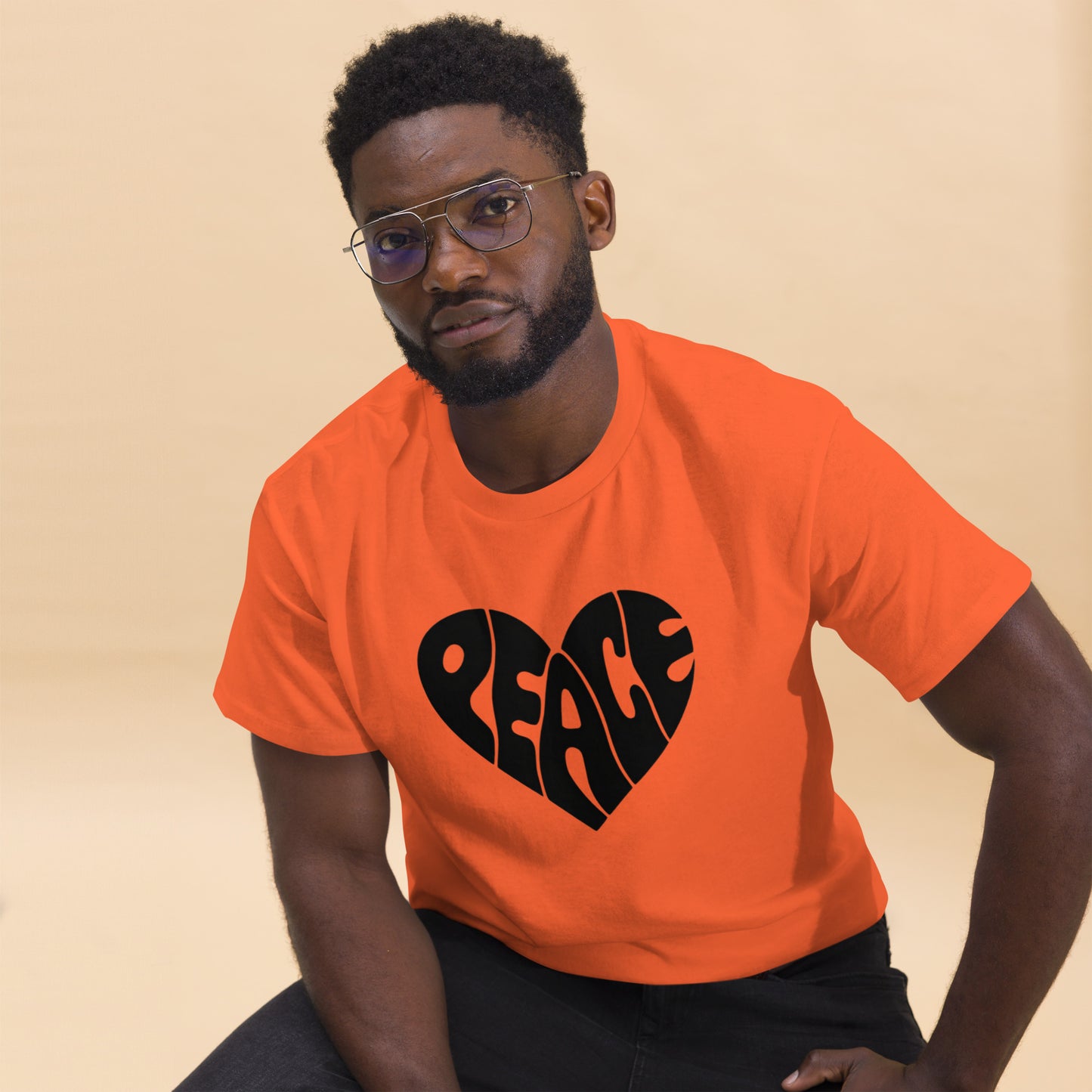 Peace Design Herz Unisex Klassisches T-Shirt – Trage den Frieden mit Stil