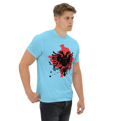 Freiheit in jedem Flügelschlag Klassisches Unisex T-Shirt